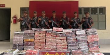ব্রাহ্মণবাড়িয়া ৬০ বিজিবি অভিযানে বিপুল পরিমাণ ভারতীয় চোরাই পণ্য উদ্ধার
